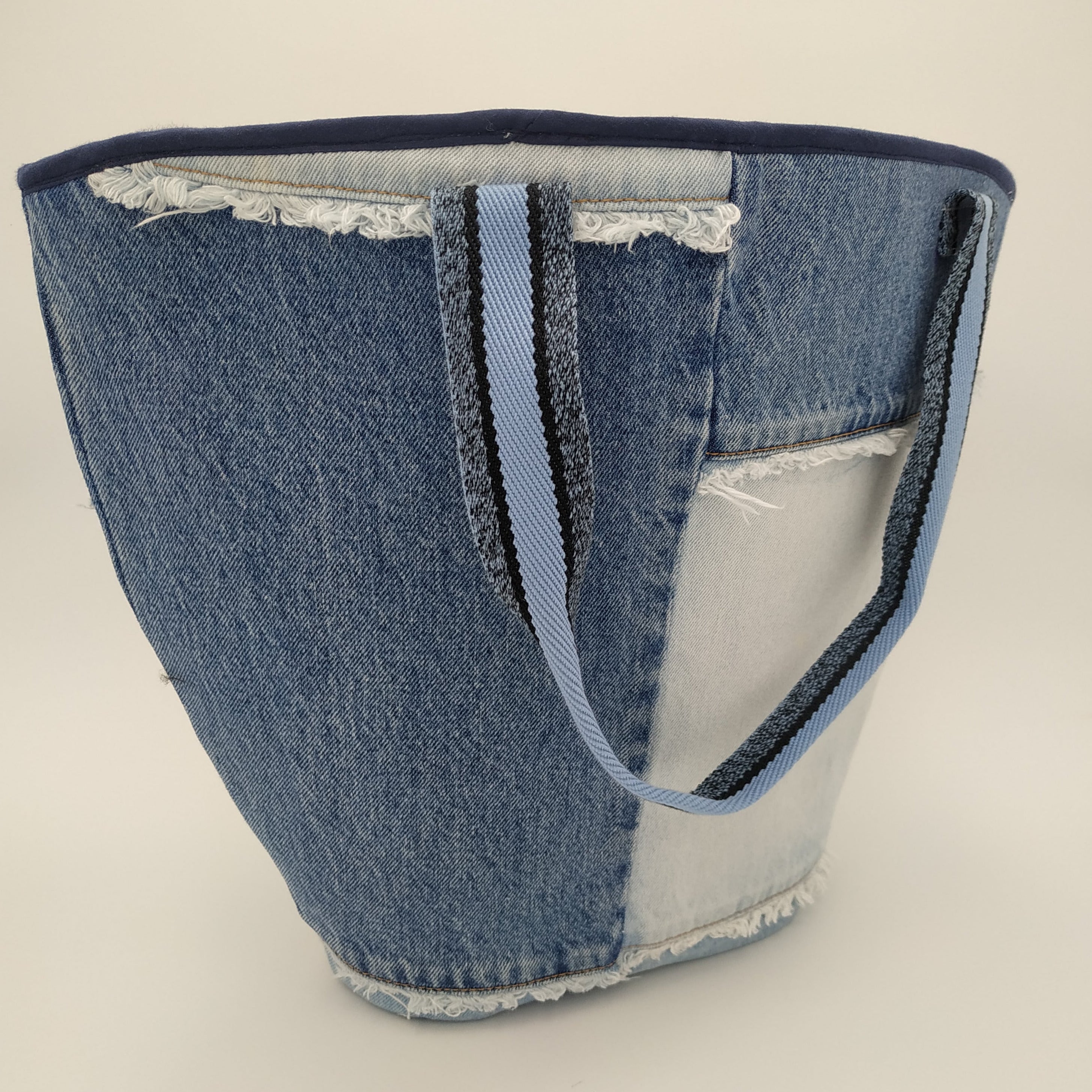 Panier de plage en jeans recyclés - vue de dos
